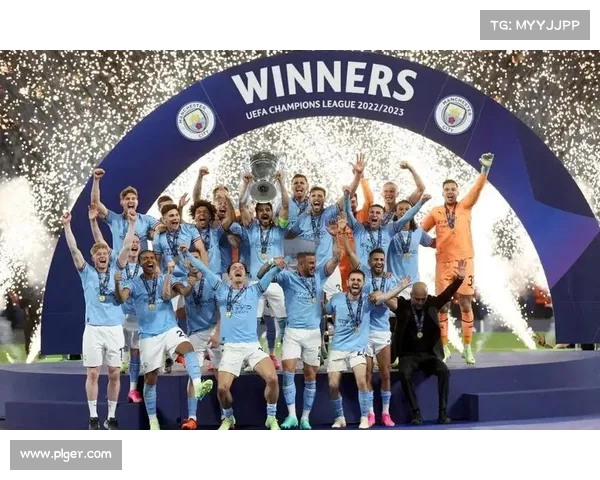 欧冠主场球迷激情助威,见证球队荣耀时刻的背后故事 欧冠主场球迷激情助威,见证球队荣耀时刻的背后故事